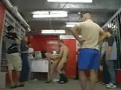 دباغی دختر در کفش را ...