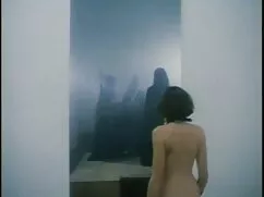 مامان در لباس یک دخت ...