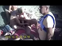 پوست در تلاش برای دم ...